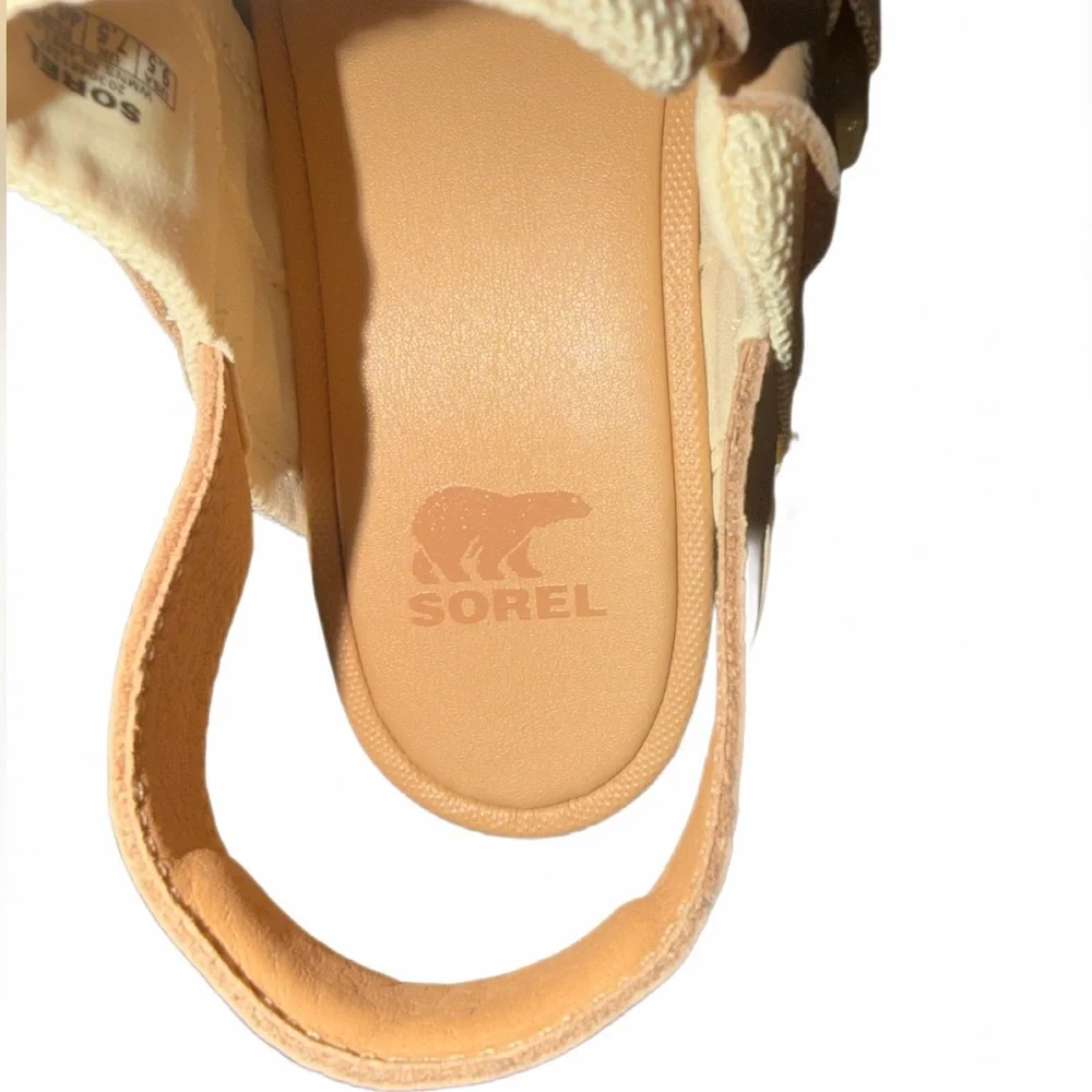 Sorel chunky platform